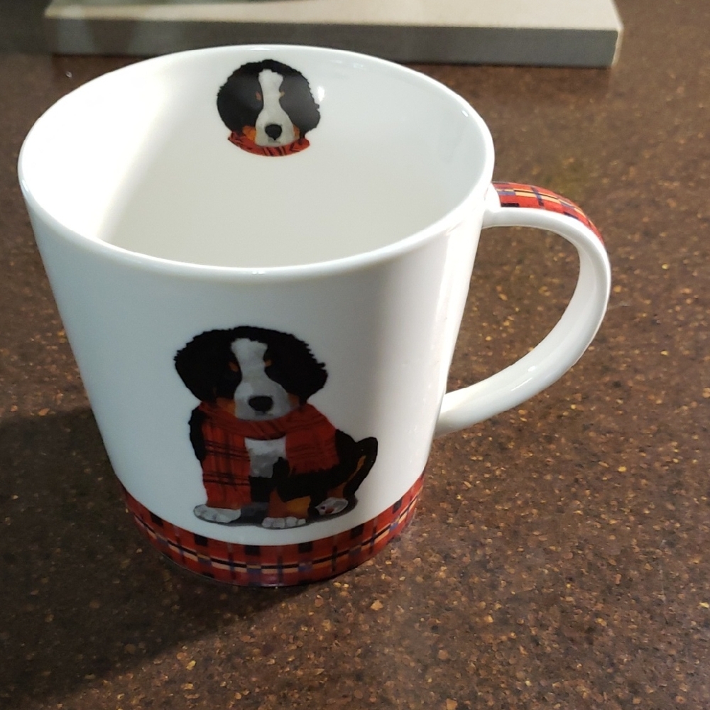 Two Can Art Bone China Mug.BERNESE MOUNTAIN DOG 14.5 oz.